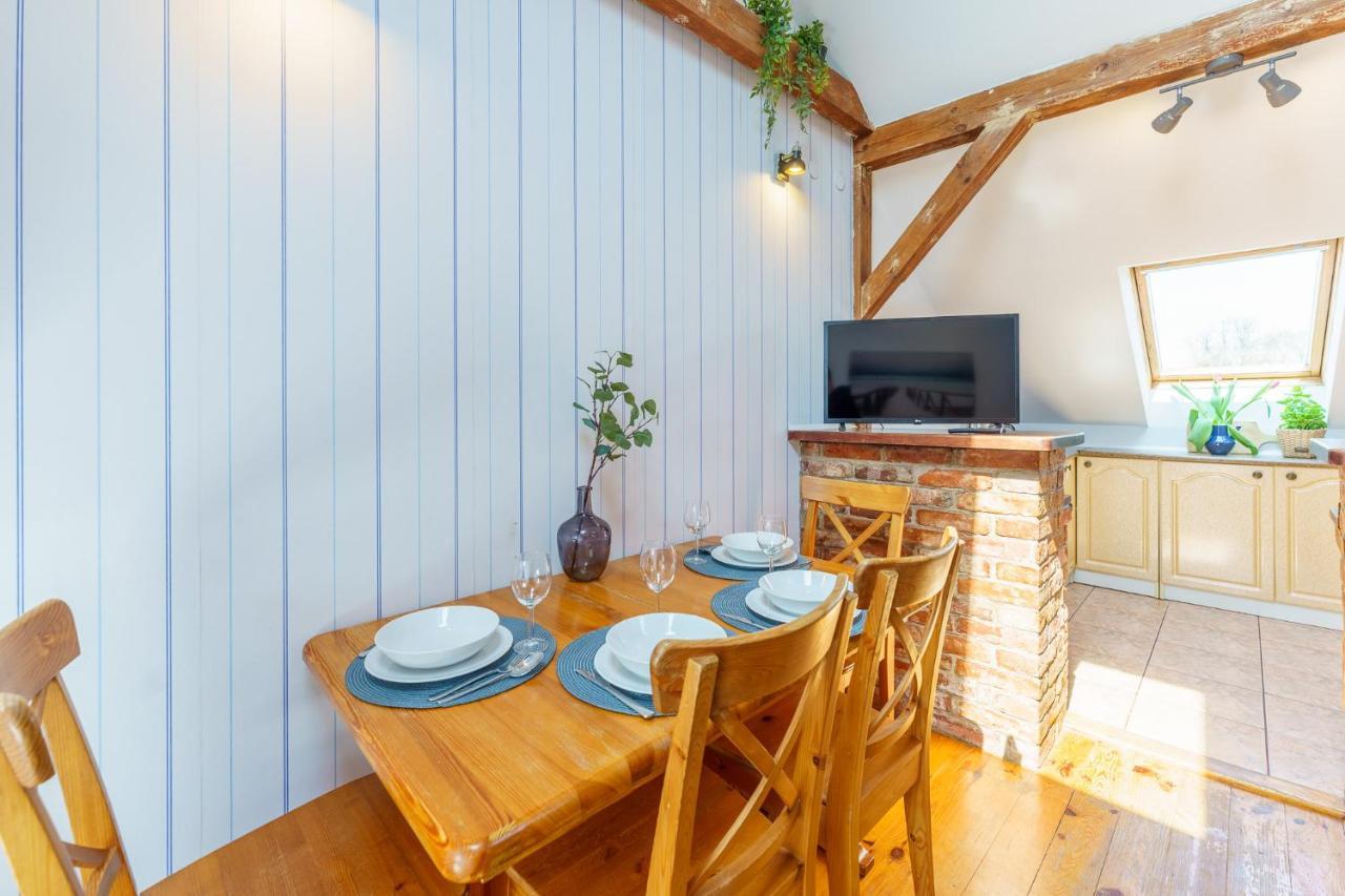 Klimatyczny Apartament Przy Bulwarze Optima Daire Kolobrzeg Dış mekan fotoğraf